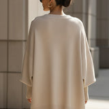 Elena - Poncho oversize de elegancia natural