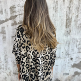 SERANA - BLUSA CON ESTAMPADO DE LEOPARDO