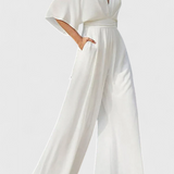 Isaura Mono Largo Elegante con Pierna Ancha y Escote en V