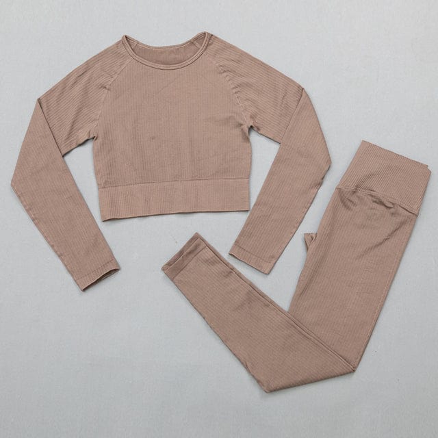 Conjunto deportivo con manga larga