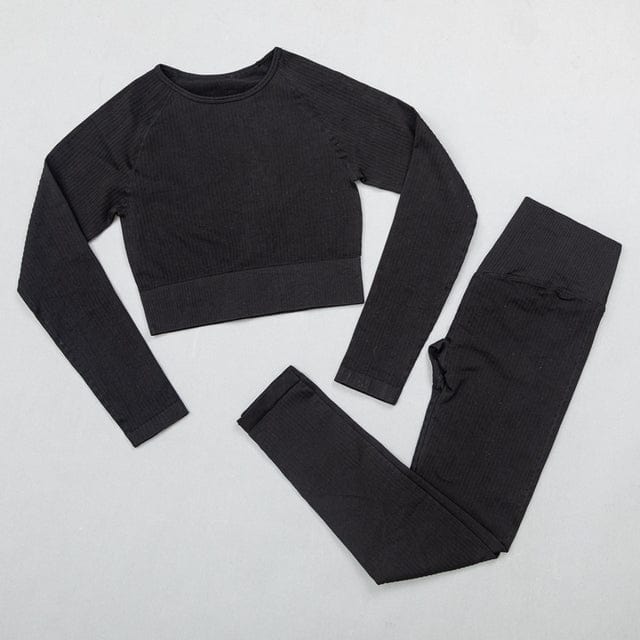 Conjunto deportivo con manga larga