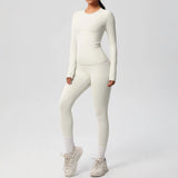 Conjunto deportivo con manga y pernera larga