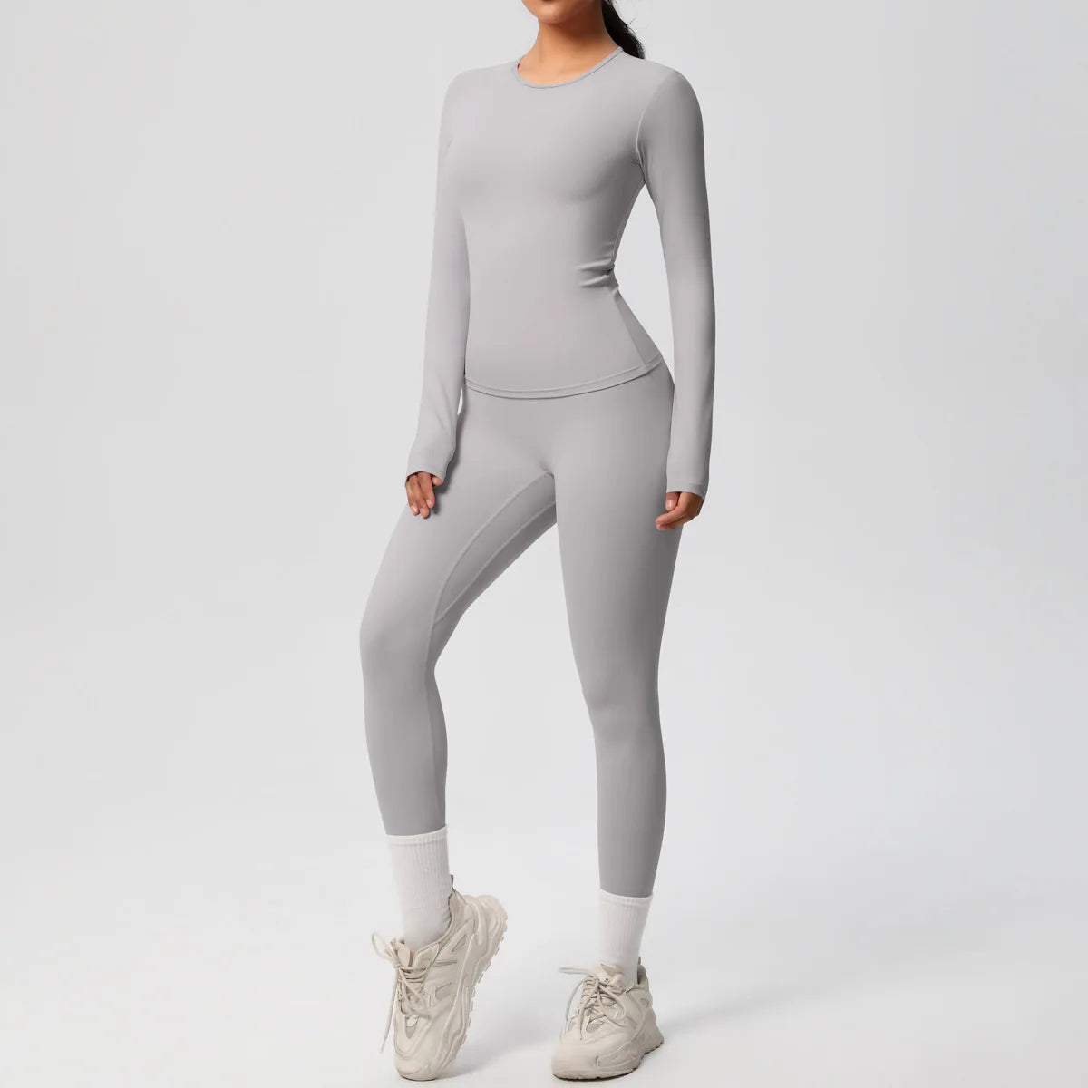 Conjunto deportivo con manga y pernera larga
