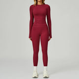 Traje deportivo con manga larga y leggings