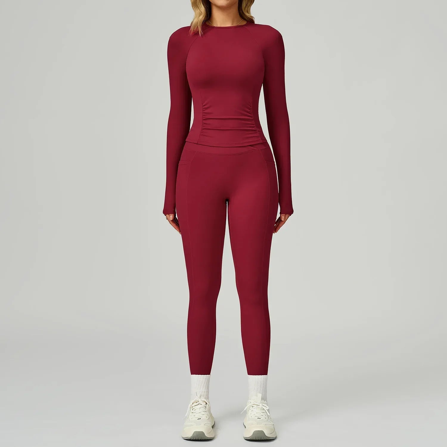 Traje deportivo con manga larga y leggings