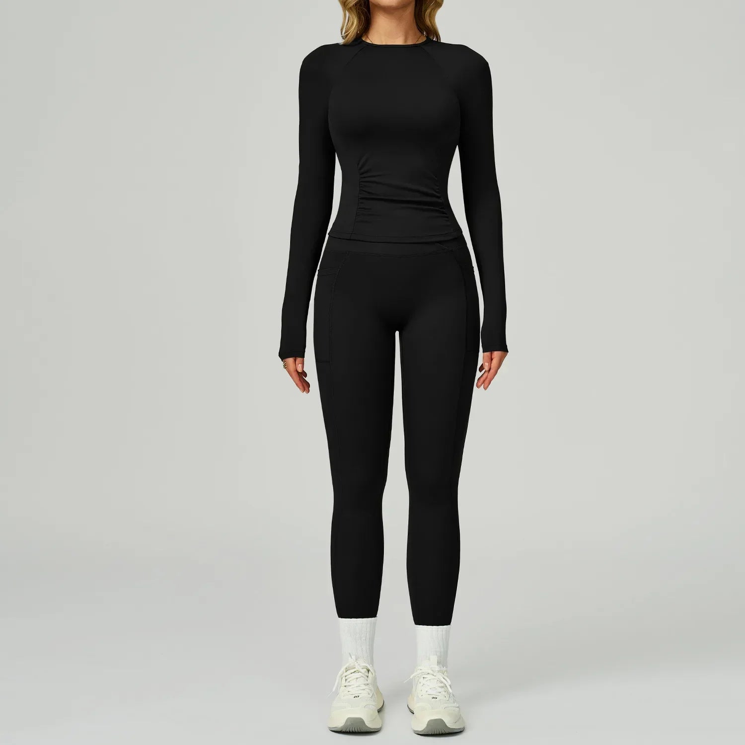 Traje deportivo con manga larga y leggings