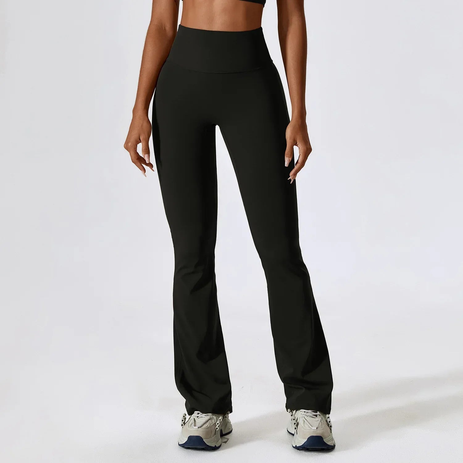 Pantalones con pernera flare
