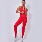 Mono deportivo con escote halter y cremallera