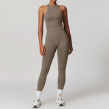Conjunto con leggings y top sin mangas
