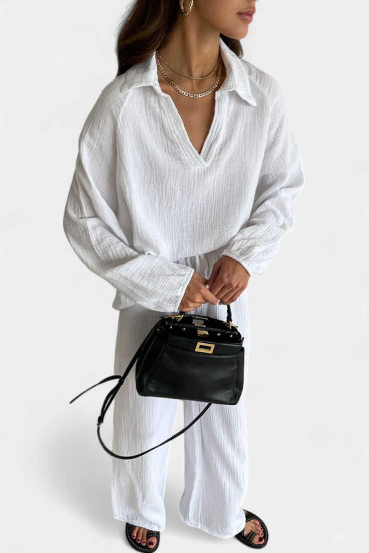 Aya Conjunto de Dos Piezas con Escote en V