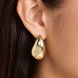 Pendientes Metálicos en Forma de Gota