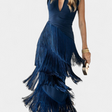 Dolcezza Vestido Maxi Elegante con Escote en V, Pliegues y Flecos